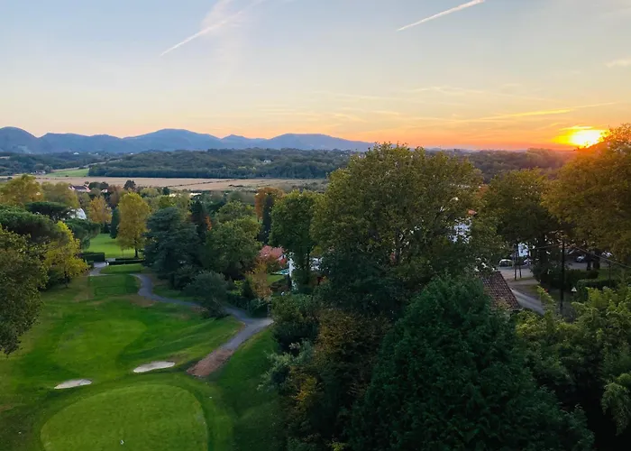 Апартаменты & Rooftop Sur Le Golf De Chantaco Сен-Жан-де-Люз
